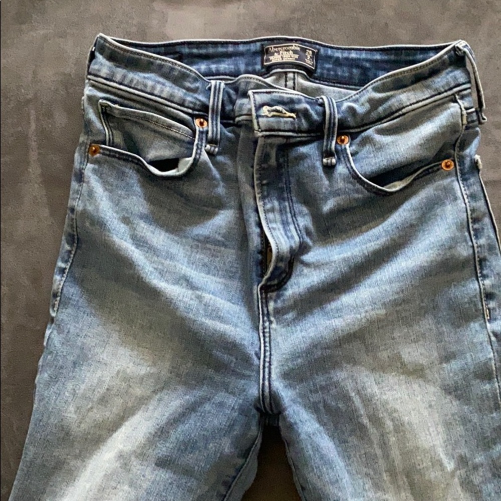 Abercrombie and Fitch high rise super skinny jeans